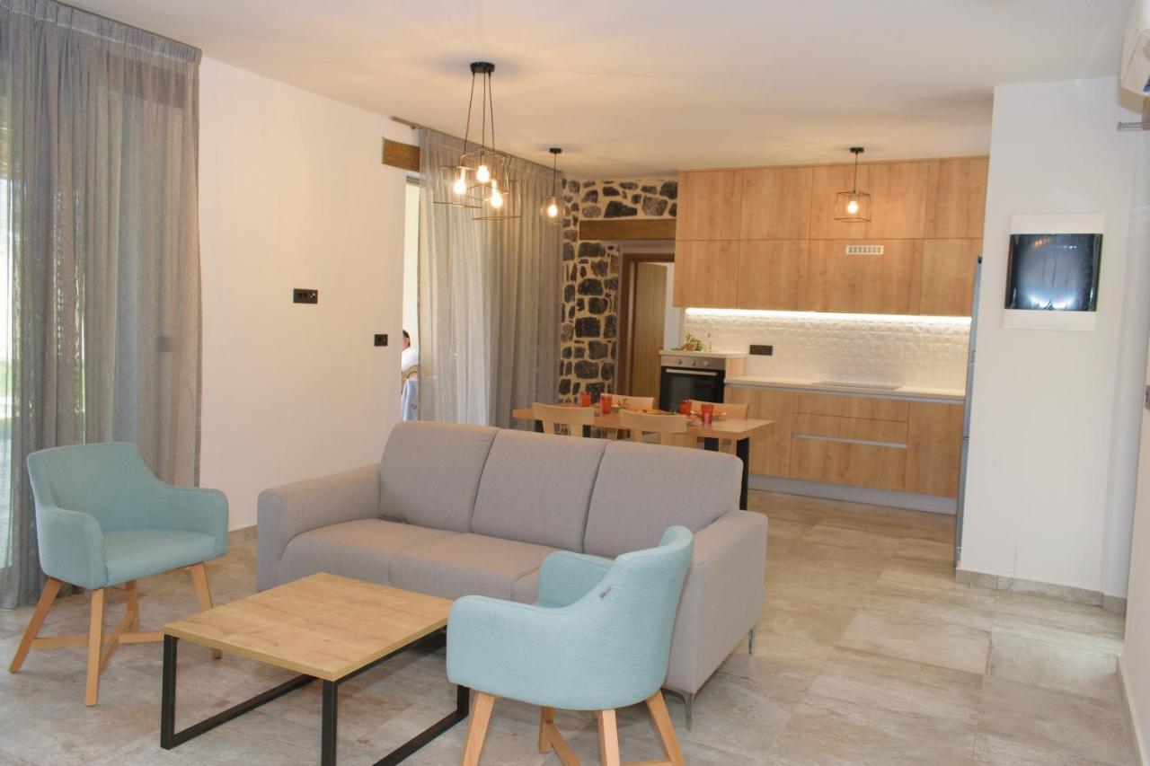 דמנוני Villas Kozilis - Kozilis Estate מראה חיצוני תמונה